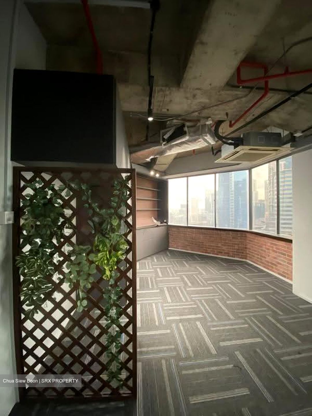 International Plaza (D2), Office #607865611
